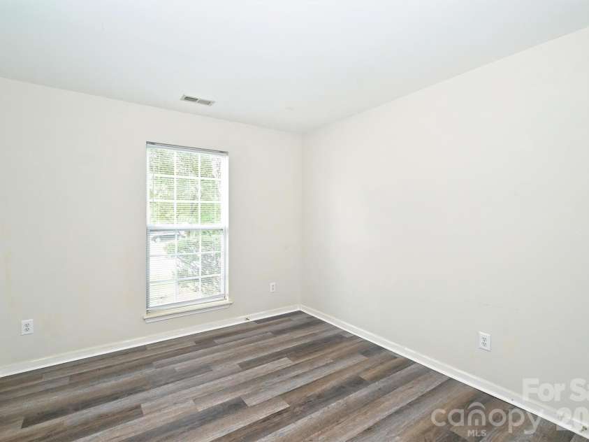 12048 Brownestone View Drive, Charlotte, NC 28269.  MLS# CAR4390682, YatesRealty ID 29500. 