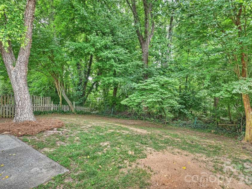 12048 Brownestone View Drive, Charlotte, NC 28269.  MLS# CAR4390682, YatesRealty ID 29500. 