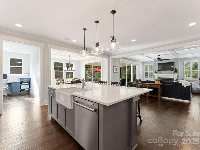 9043 Golden Rock Lane, Huntersville, NC 28078.  MLS# CAR4283601, YatesRealty ID 29500. 