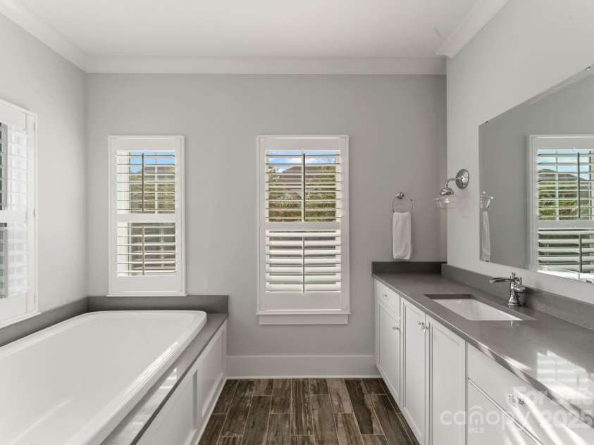 9043 Golden Rock Lane, Huntersville, NC 28078.  MLS# CAR4283601, YatesRealty ID 29500. 