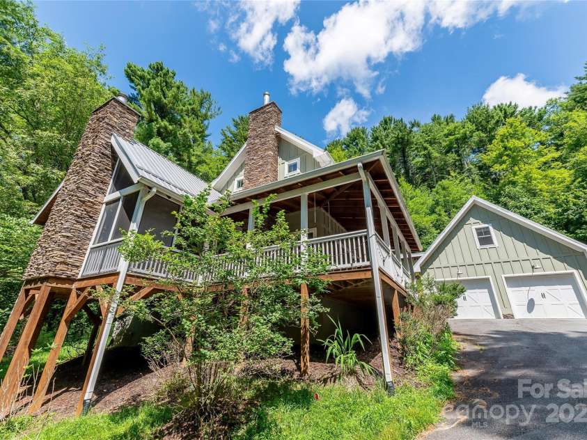 259 Palmer Drive, Boone, NC 28607.  MLS# CAR4282006, YatesRealty ID 29503. 