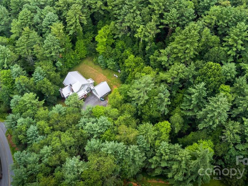 259 Palmer Drive, Boone, NC 28607.  MLS# CAR4282006, YatesRealty ID 29503. 