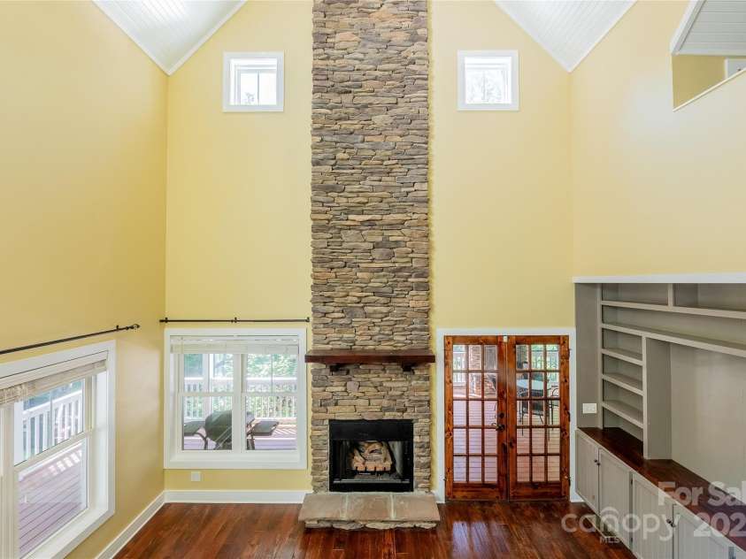 259 Palmer Drive, Boone, NC 28607.  MLS# CAR4282006, YatesRealty ID 29503. 