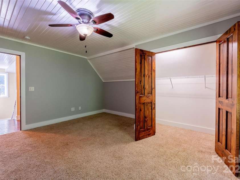 259 Palmer Drive, Boone, NC 28607.  MLS# CAR4282006, YatesRealty ID 29503. 