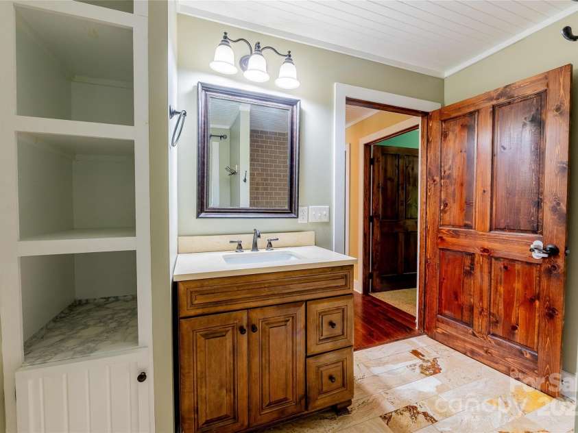 259 Palmer Drive, Boone, NC 28607.  MLS# CAR4282006, YatesRealty ID 29503. 