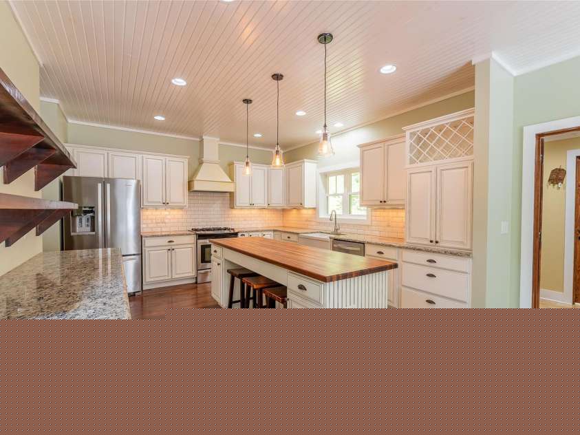 259 Palmer Drive, Boone, NC 28607.  MLS# CAR4282006, YatesRealty ID 29503. 