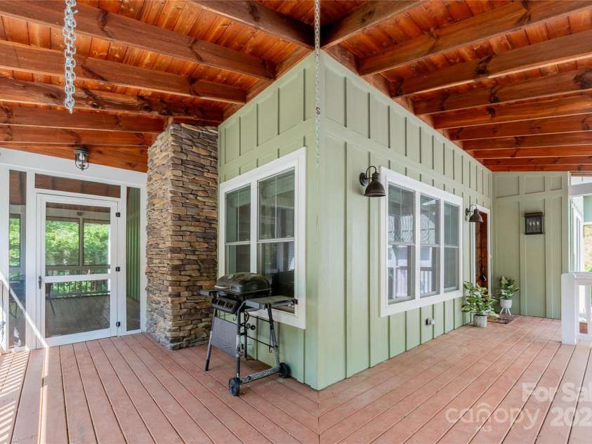 259 Palmer Drive, Boone, NC 28607.  MLS# CAR4282006, YatesRealty ID 29503. 