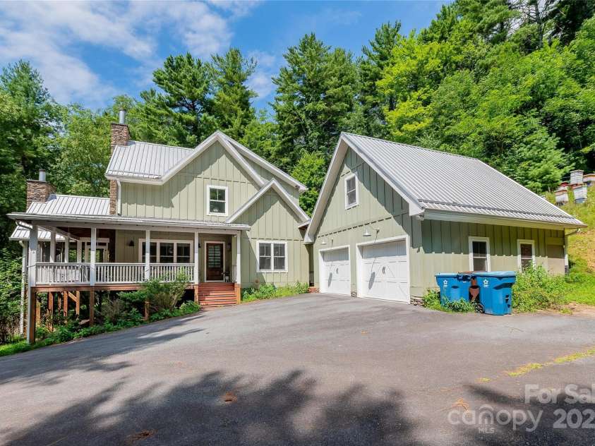 259 Palmer Drive, Boone, NC 28607.  MLS# CAR4282006, YatesRealty ID 29503. 