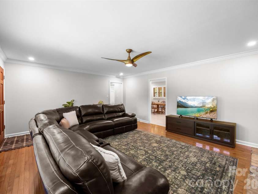 3701 Bellevue Terrace, Gastonia, NC 28056.  MLS# CAR4390638, YatesRealty ID 29503. 