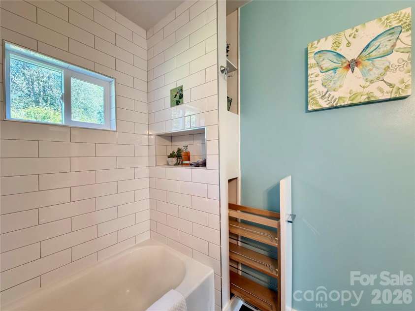 440 Carolina Avenue, Brevard, NC 28712.  MLS# CAR4390978, YatesRealty ID 29504. Pull out Storage