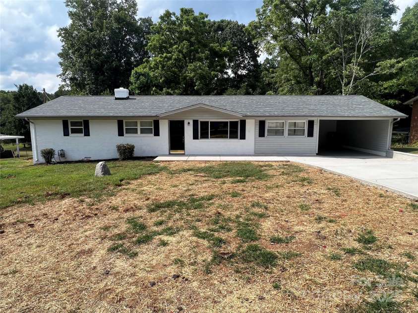 136 Haywood Terrace, Gastonia, NC 28056.  MLS# CAR4283548, YatesRealty ID 29505. 