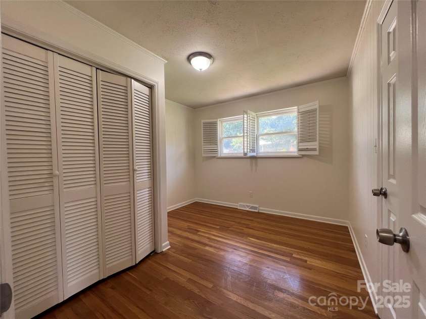 136 Haywood Terrace, Gastonia, NC 28056.  MLS# CAR4283548, YatesRealty ID 29505. 