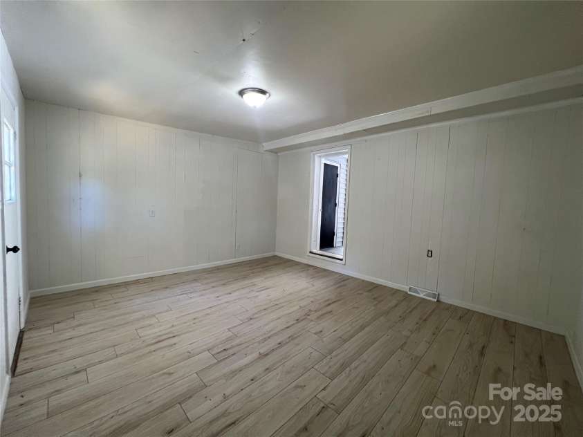 136 Haywood Terrace, Gastonia, NC 28056.  MLS# CAR4283548, YatesRealty ID 29505. 