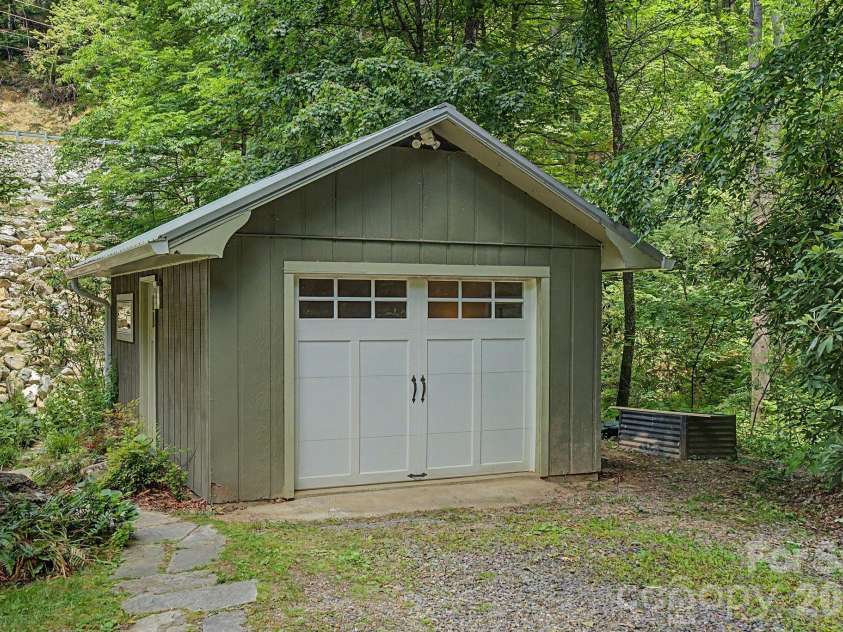 878 Garren Creek Road, Fairview, NC 28730.  MLS# CAR4387190, YatesRealty ID 29506. Detached Finished Garage