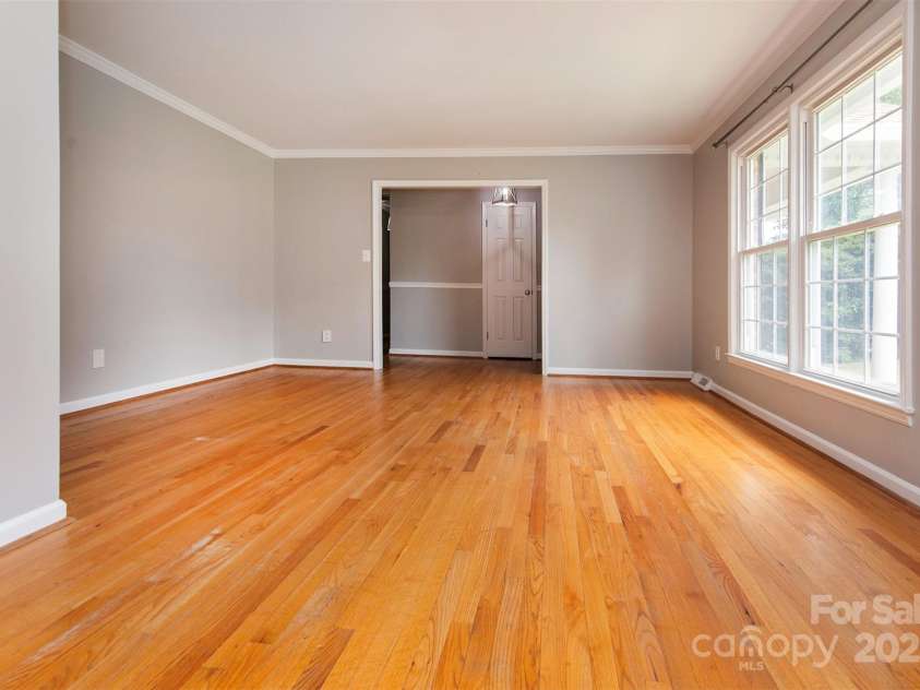 1117 Huntsmoor Drive, Gastonia, NC 28054.  MLS# CAR4286460, YatesRealty ID 29508. 