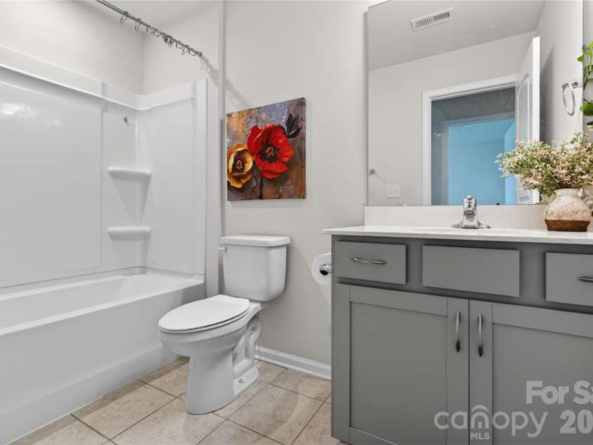 1211 Bigelow Street, Charlotte, NC 28269.  MLS# CAR4392213, YatesRealty ID 29509. 