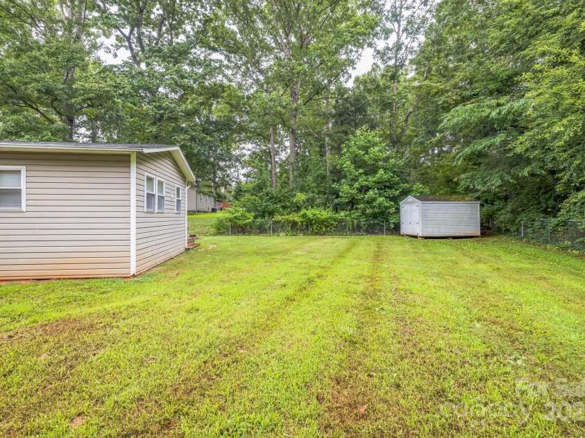 2729 Horseford Road, Lenoir, NC 28645.  MLS# CAR4287959, YatesRealty ID 29509. 