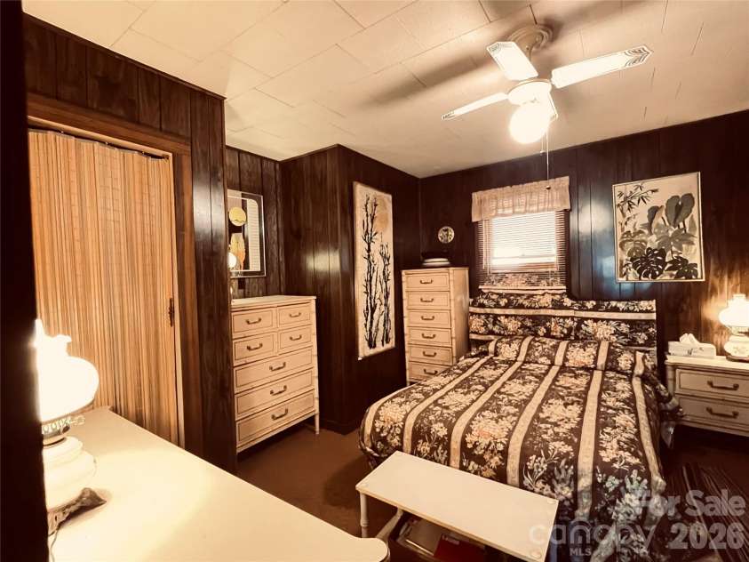 29 Cook Town Road, Bakersville, NC 28705.  MLS# CAR4347408, YatesRealty ID 2951. 