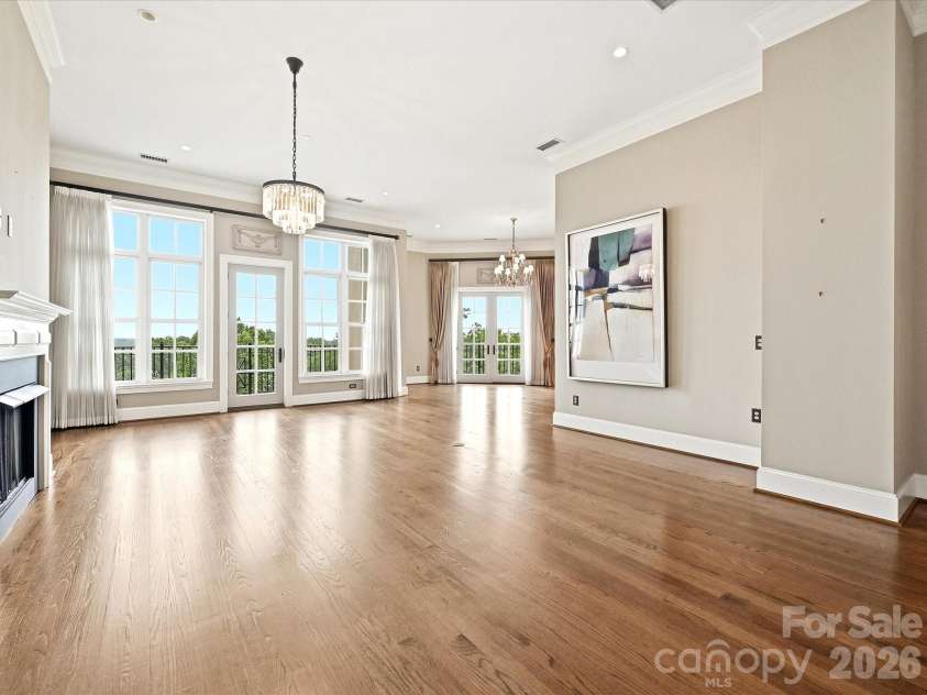 2823 Providence Road, Charlotte, NC 28211.  MLS# CAR4391488, YatesRealty ID 29510. 