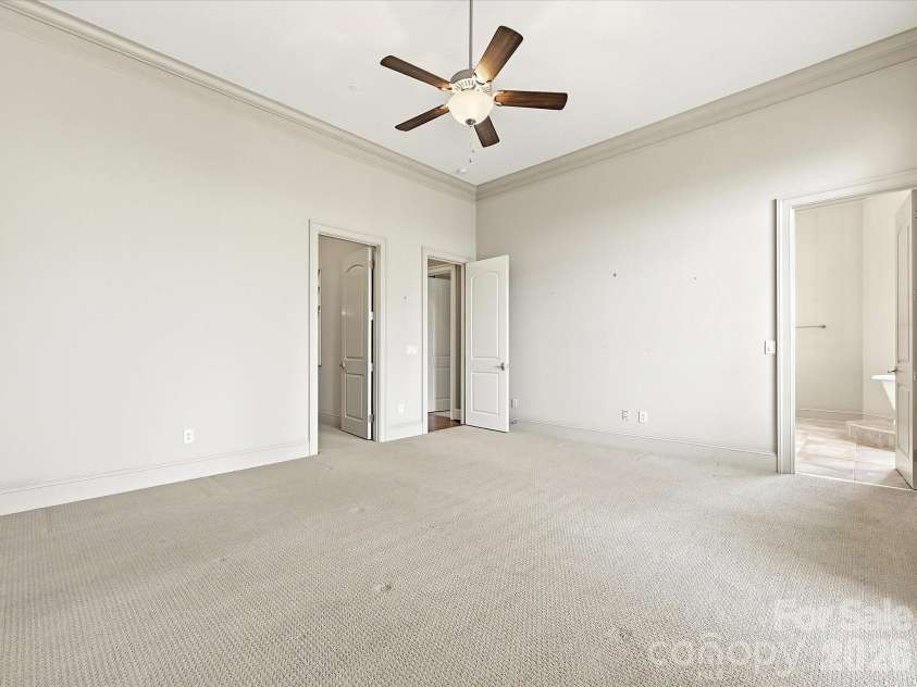 2823 Providence Road, Charlotte, NC 28211.  MLS# CAR4391488, YatesRealty ID 29510. 