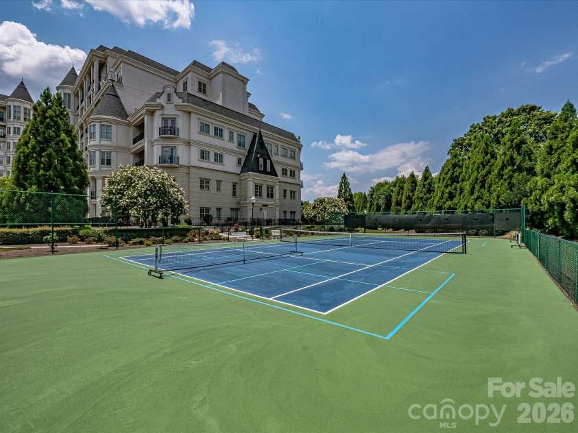 2823 Providence Road, Charlotte, NC 28211.  MLS# CAR4391488, YatesRealty ID 29510. 