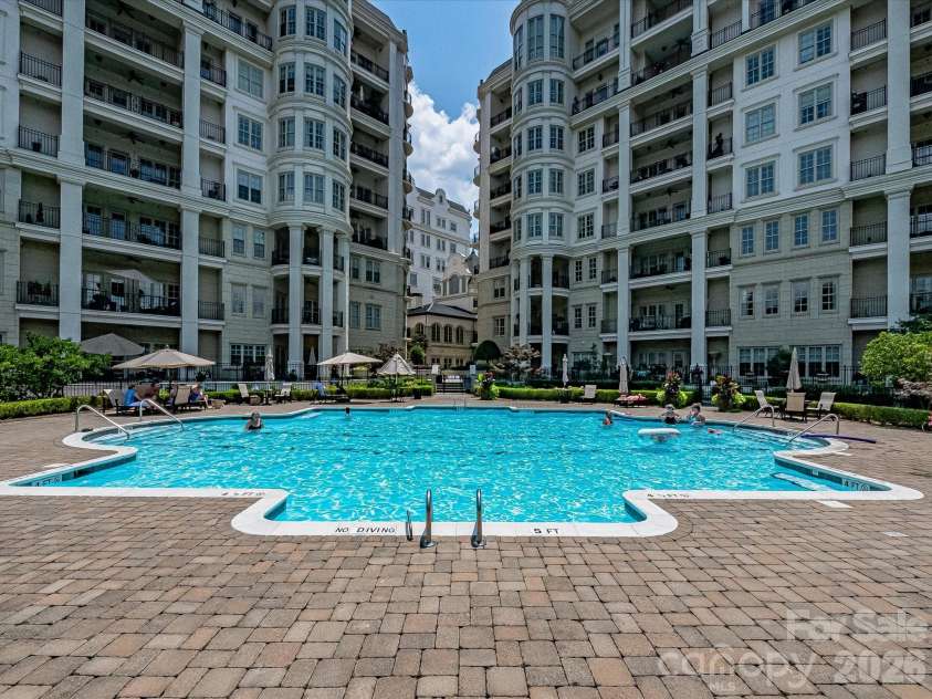 2823 Providence Road, Charlotte, NC 28211.  MLS# CAR4391488, YatesRealty ID 29510. 