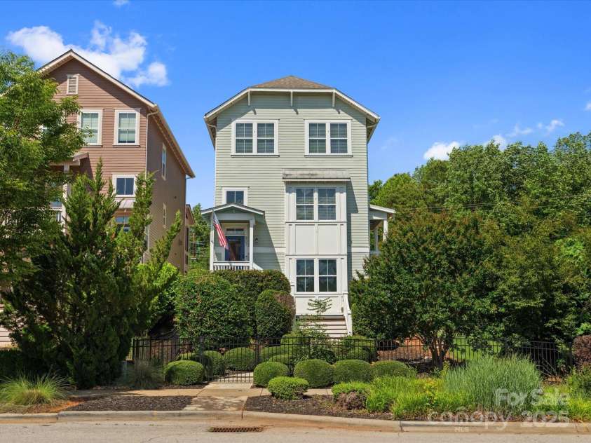 807 Herrons Ferry Road, Rock Hill, SC 29730.  MLS# CAR4263861, YatesRealty ID 29511. 