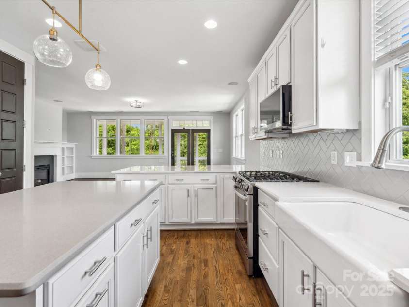 807 Herrons Ferry Road, Rock Hill, SC 29730.  MLS# CAR4263861, YatesRealty ID 29511. 