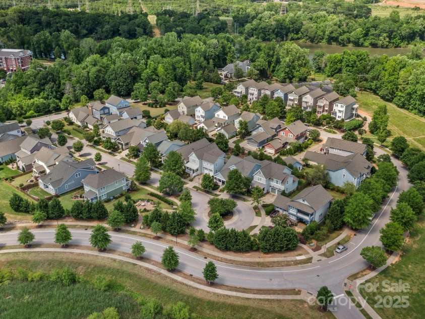 807 Herrons Ferry Road, Rock Hill, SC 29730.  MLS# CAR4263861, YatesRealty ID 29511. Corner lot in pocket area that backs up to the Catawba River