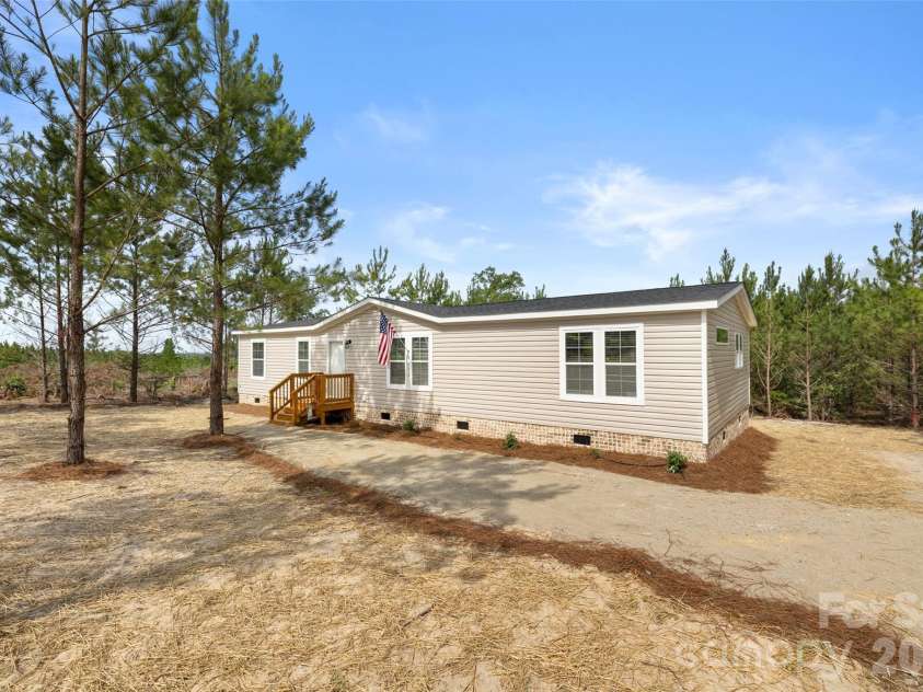 832 Jack Bone Hill Road, Jefferson, SC 29718.  MLS# CAR4391541, YatesRealty ID 29511. 