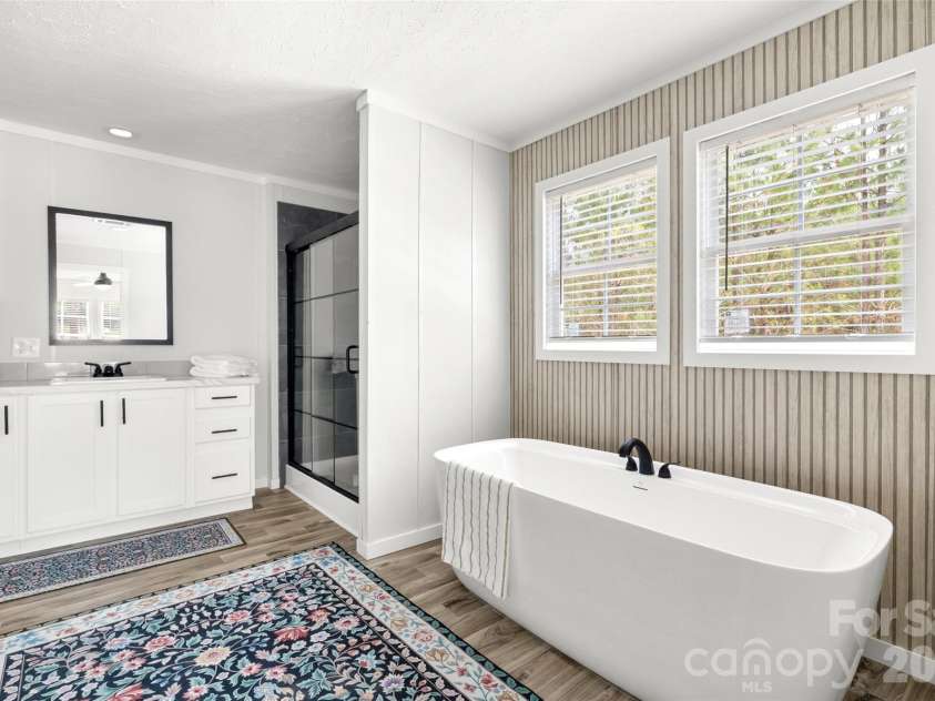 832 Jack Bone Hill Road, Jefferson, SC 29718.  MLS# CAR4391541, YatesRealty ID 29511. Primary Bathroom En-Suite