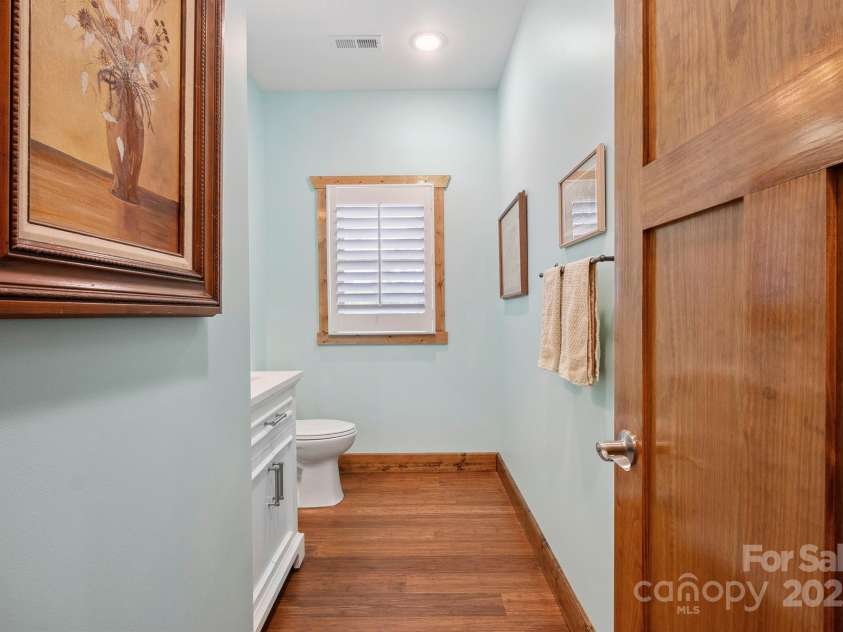 225 Henrys Glen Drive, Morganton, NC 28655.  MLS# CAR4280672, YatesRealty ID 29512. 