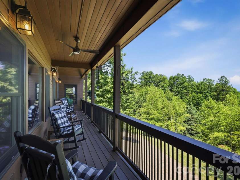 315 Lakeview Trail, Nebo, NC 28761.  MLS# CAR4391588, YatesRealty ID 29513. Back Porch