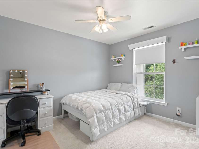 5630 Cambridge Bay Drive, Charlotte, NC 28269.  MLS# CAR4279403, YatesRealty ID 29513. 
