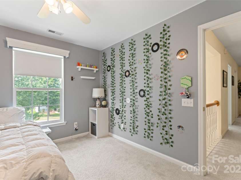 5630 Cambridge Bay Drive, Charlotte, NC 28269.  MLS# CAR4279403, YatesRealty ID 29513. 