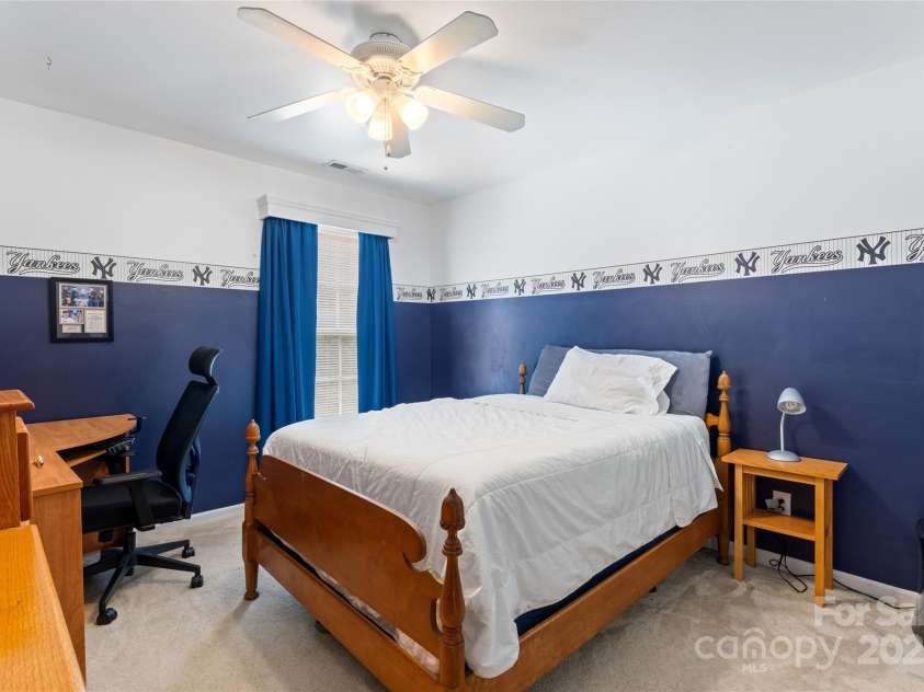5630 Cambridge Bay Drive, Charlotte, NC 28269.  MLS# CAR4279403, YatesRealty ID 29513. 
