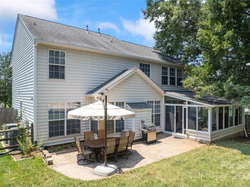 5630 Cambridge Bay Drive, Charlotte, NC 28269.  MLS# CAR4279403, YatesRealty ID 29513. 