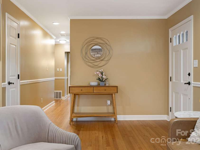211 Hamburg Mountain Road, Weaverville, NC 28787.  MLS# CAR4279854, YatesRealty ID 29514. 