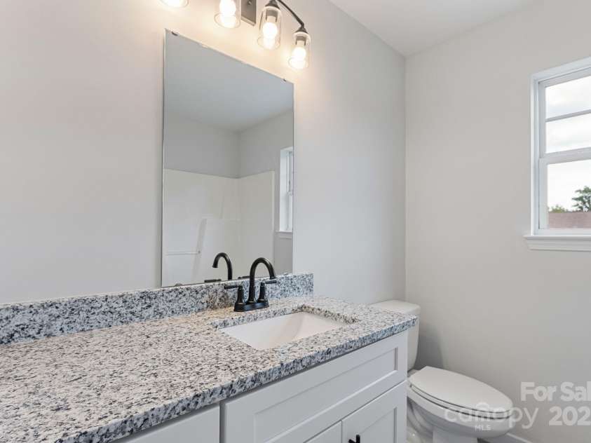 4231 RED SHED Lane, Charlotte, NC 28269.  MLS# CAR4287385, YatesRealty ID 29515. 