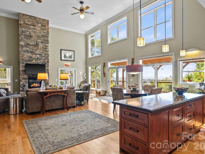 426 Eagle Ridge Road, Zirconia, NC 28790.  MLS# CAR4390931, YatesRealty ID 29515. 