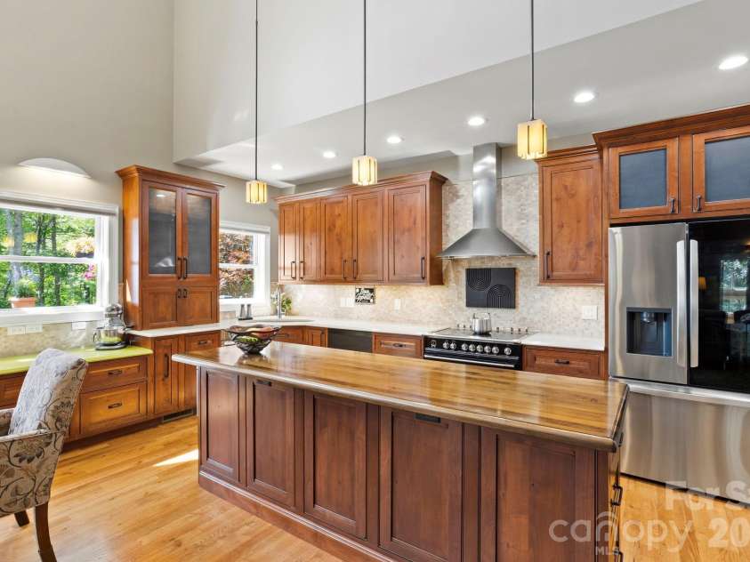426 Eagle Ridge Road, Zirconia, NC 28790.  MLS# CAR4390931, YatesRealty ID 29515. 