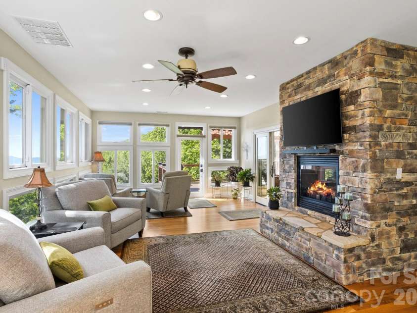 426 Eagle Ridge Road, Zirconia, NC 28790.  MLS# CAR4390931, YatesRealty ID 29515. 