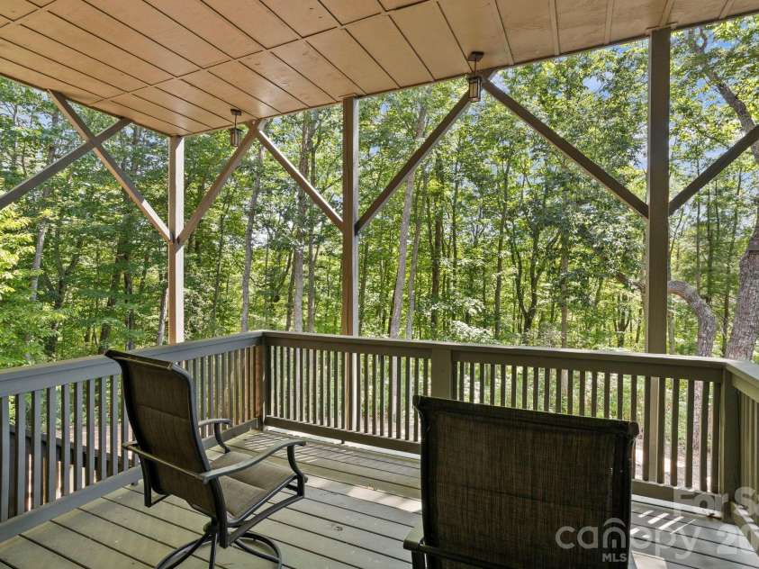 426 Eagle Ridge Road, Zirconia, NC 28790.  MLS# CAR4390931, YatesRealty ID 29515. 