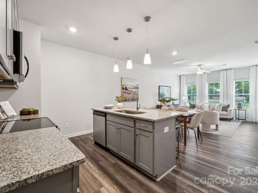 4732 Lakeview Road, Charlotte, NC 28216.  MLS# CAR4278590, YatesRealty ID 29517. REPRESENTATIVE PHOTO ONLY