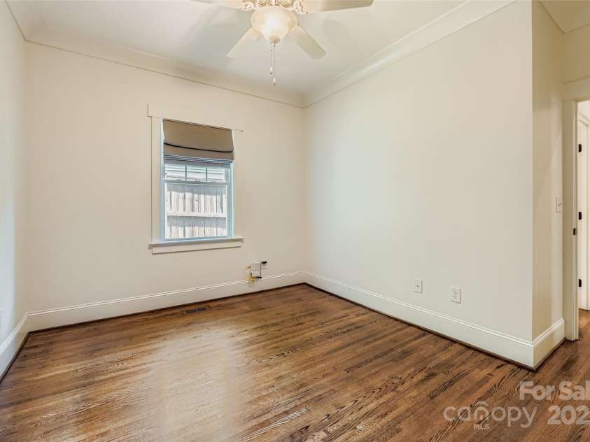 3826 Haven Drive, Charlotte, NC 28209.  MLS# CAR4286132, YatesRealty ID 29518. Downstairs Guest Room