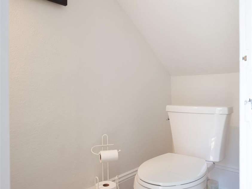 600 Main Street, Brevard, NC 28712.  MLS# CAR4368394, YatesRealty ID 29519. 