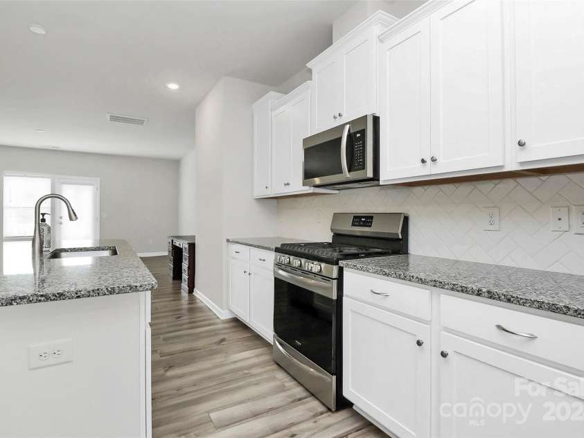 133 Morning Gap Parkway, Fort Mill, SC 29715.  MLS# CAR4208243, YatesRealty ID 2952. 