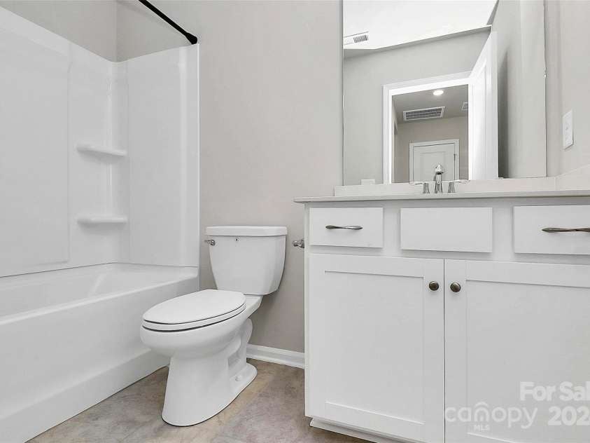 133 Morning Gap Parkway, Fort Mill, SC 29715.  MLS# CAR4208243, YatesRealty ID 2952. 