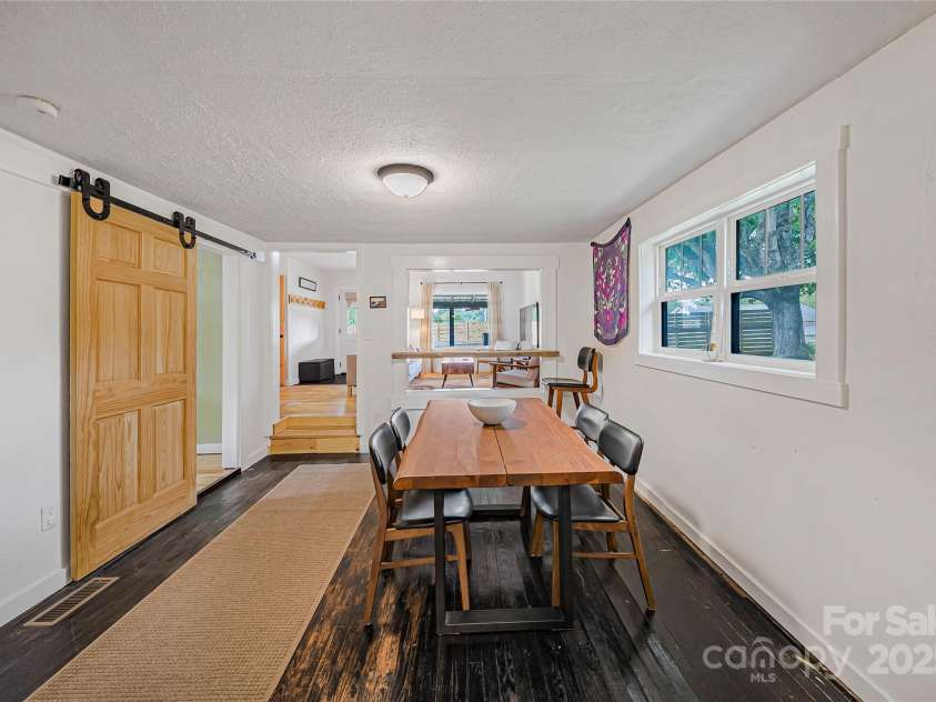 20 Indian Camp Branch Road, Weaverville, NC 28787.  MLS# CAR4303933, YatesRealty ID 2952. 