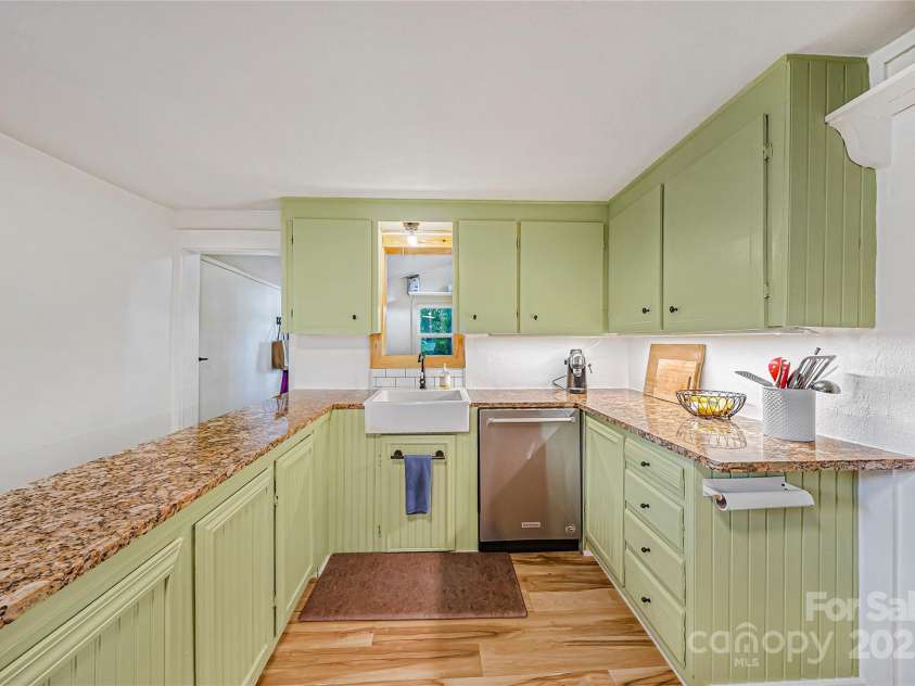 20 Indian Camp Branch Road, Weaverville, NC 28787.  MLS# CAR4303933, YatesRealty ID 2952. 